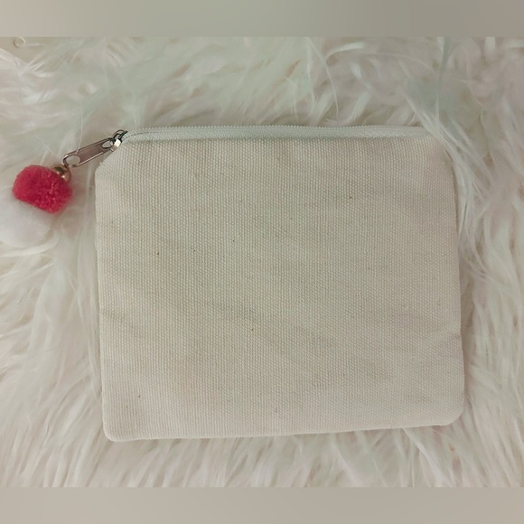 Taxi ๐ Car Pink and White Beautifully Beaded Zip Pouch
NWT - Picture 2 of 3